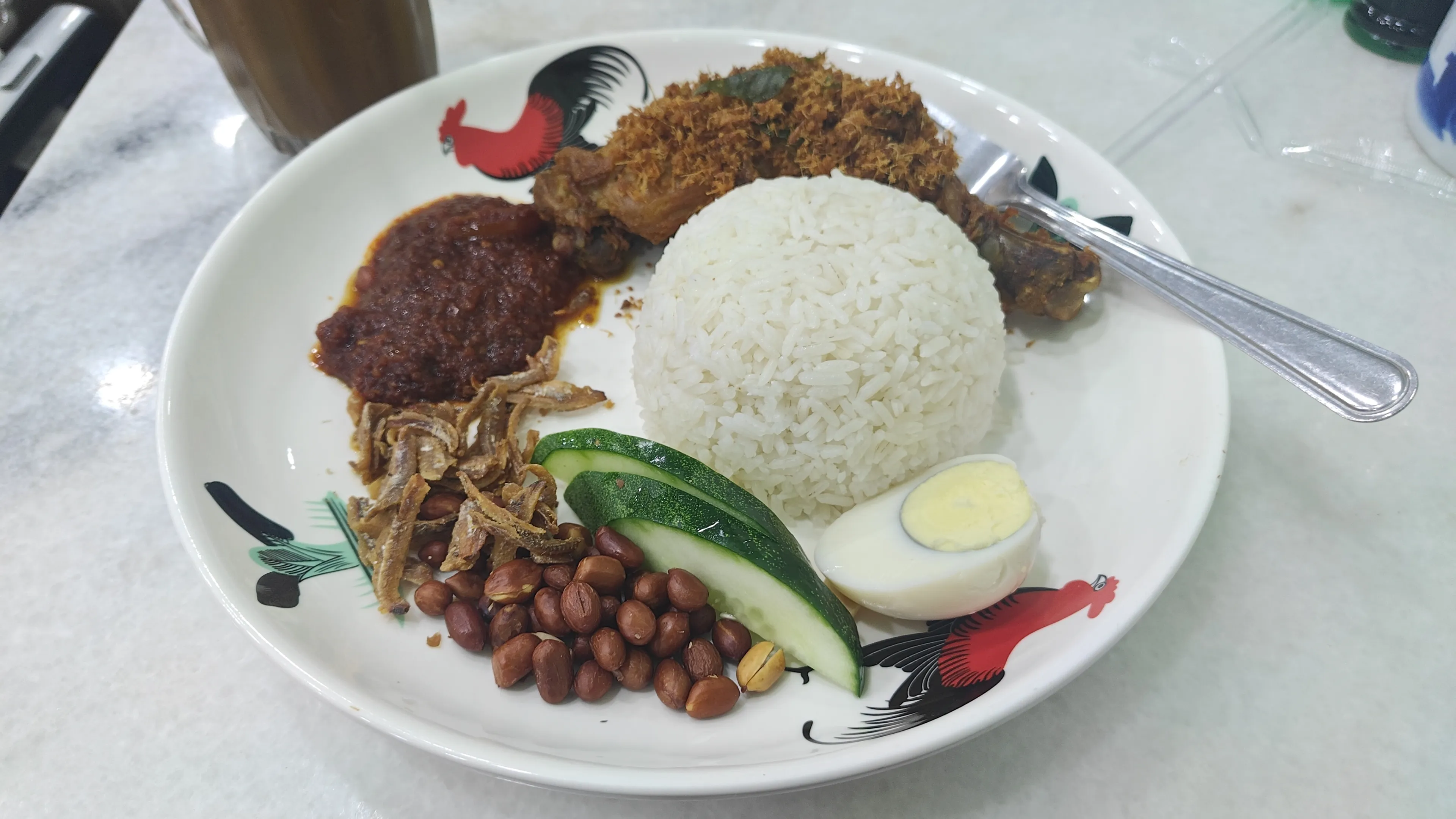 ナシレマ。マレーシアの国民食ともいえる定番料理